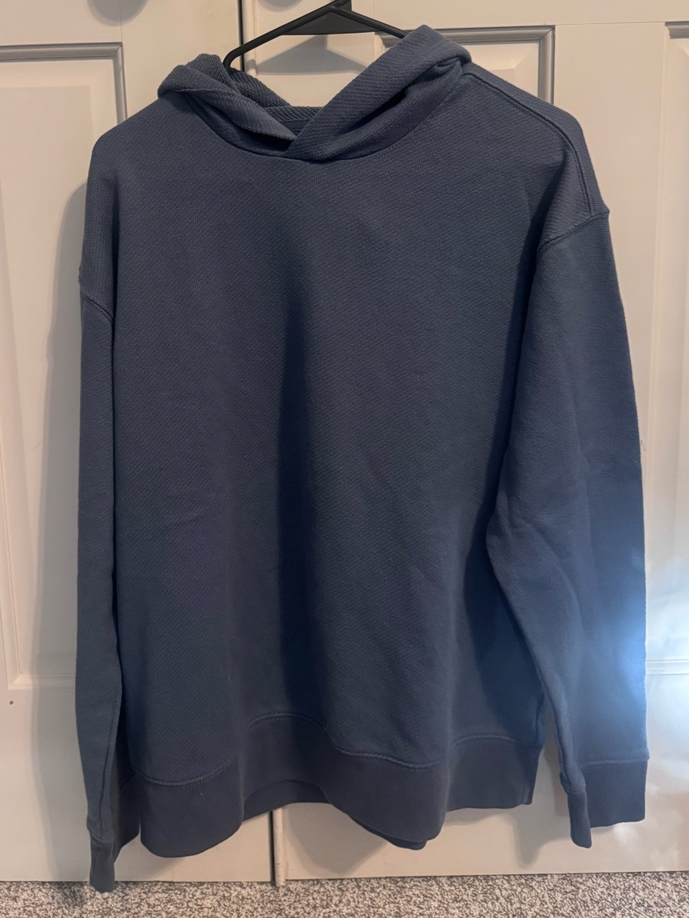 GAP Men's Medium Slate Blue Hooded Sweatshirt, NWOT - Picture 3 of 5
